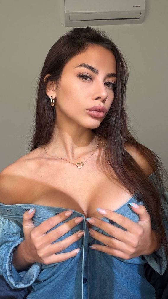 Carla — photo 4