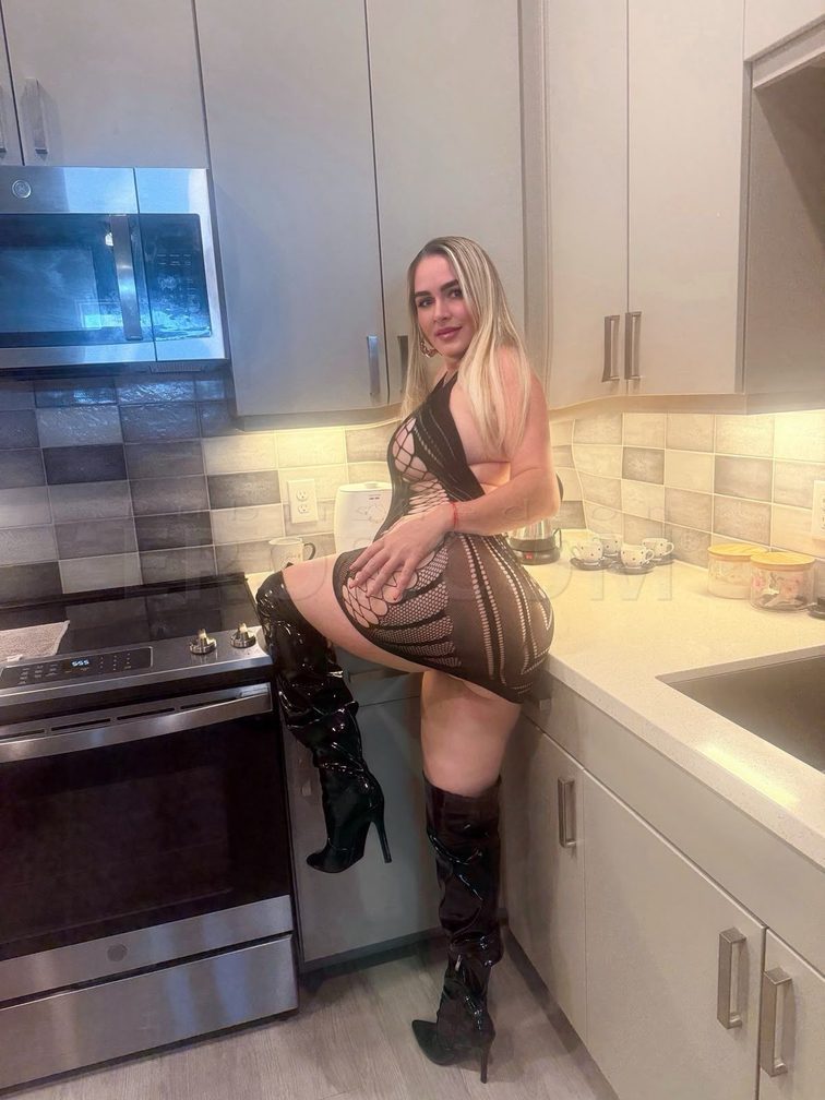 Claudia — photo 1