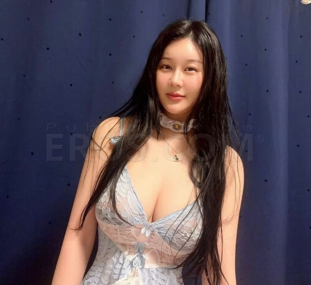 Jennifer — photo 3