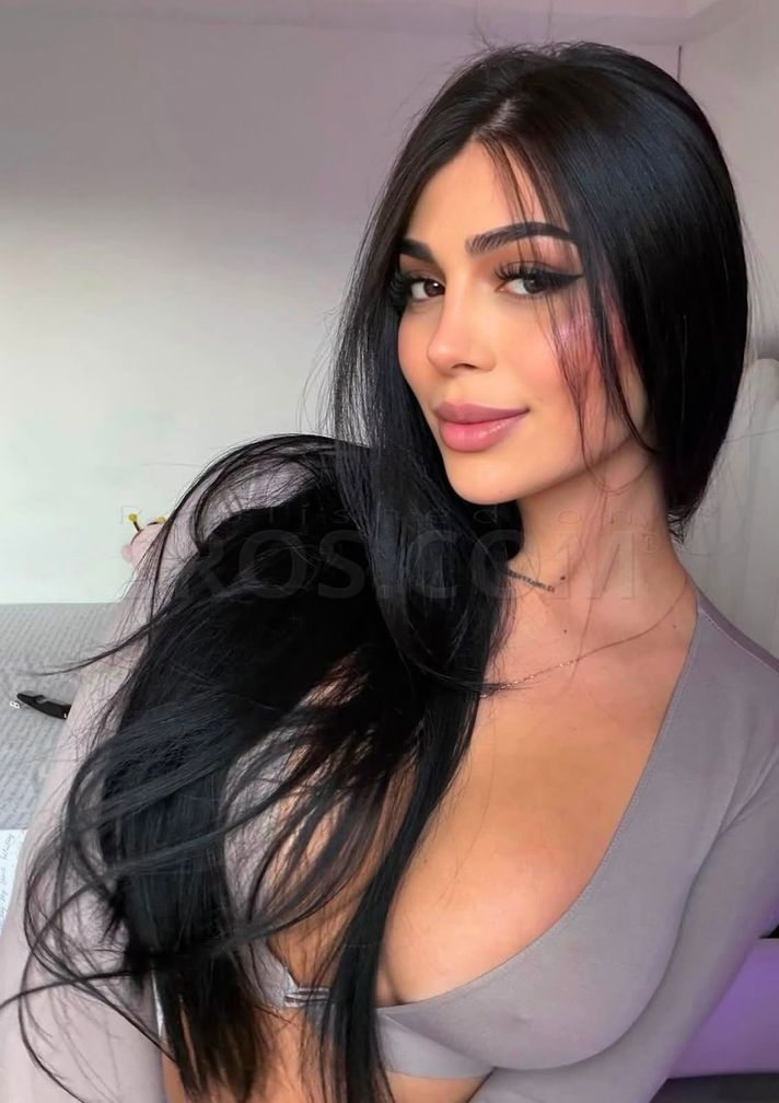 Megan harper — photo 4