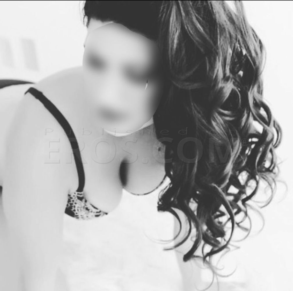 AveryXO — photo 6