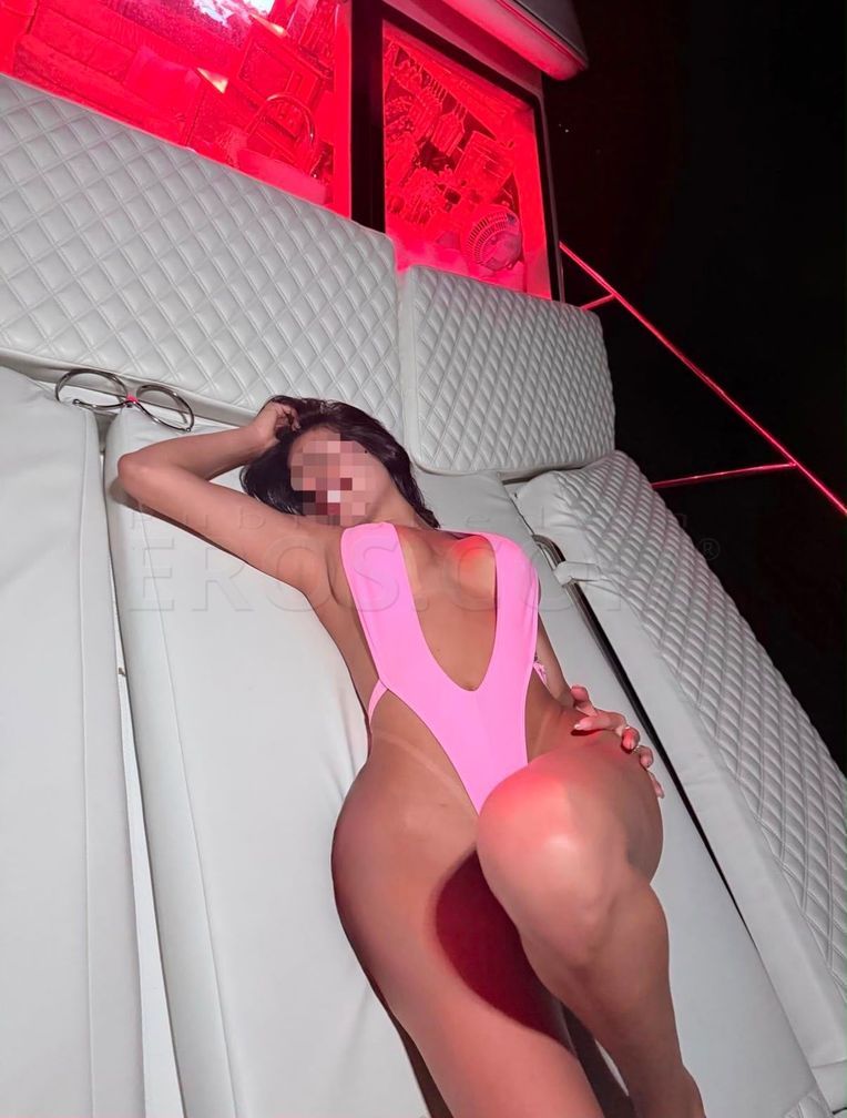 Esmeralda — photo 2