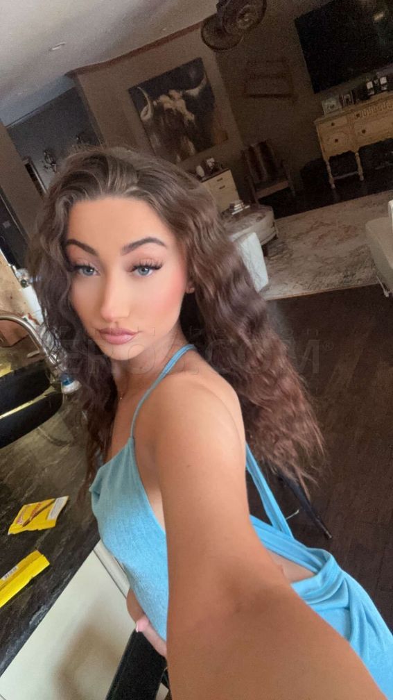 Mia Monroe — photo 2