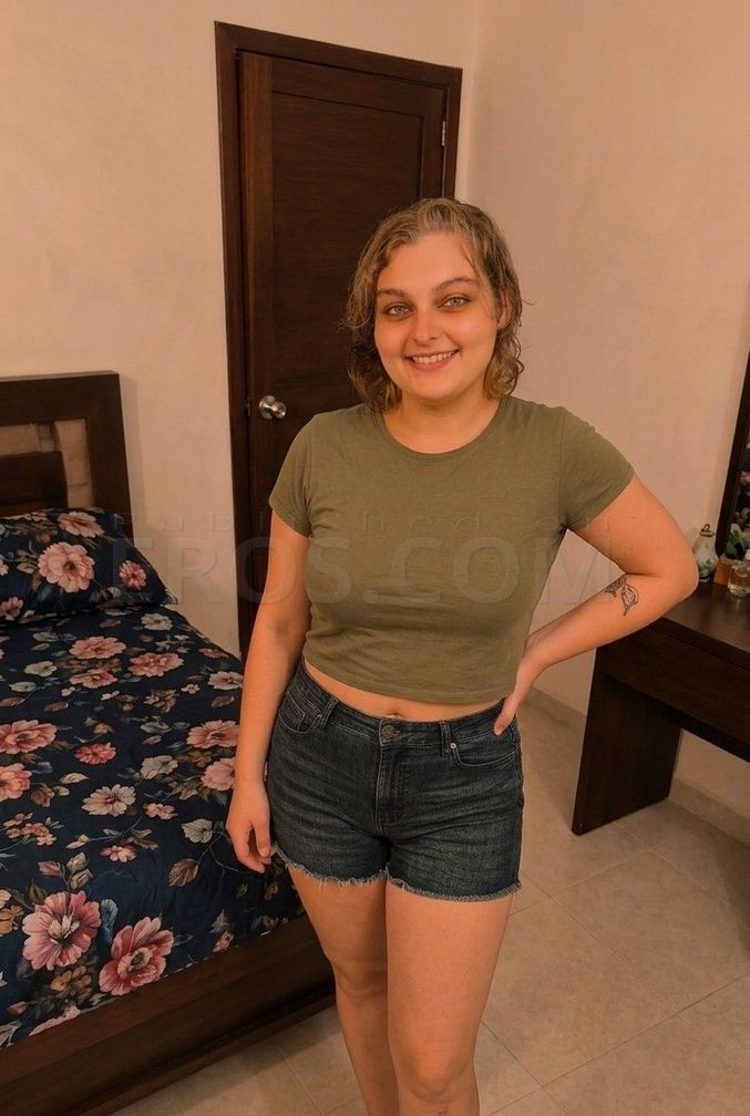 Olivia — photo 6