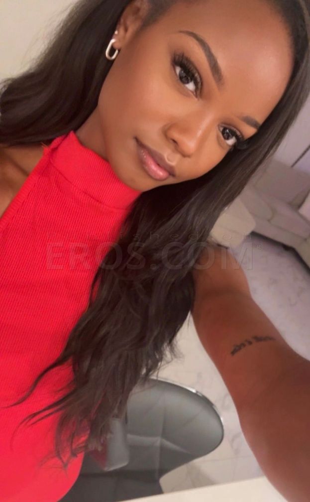 Mia — photo 3