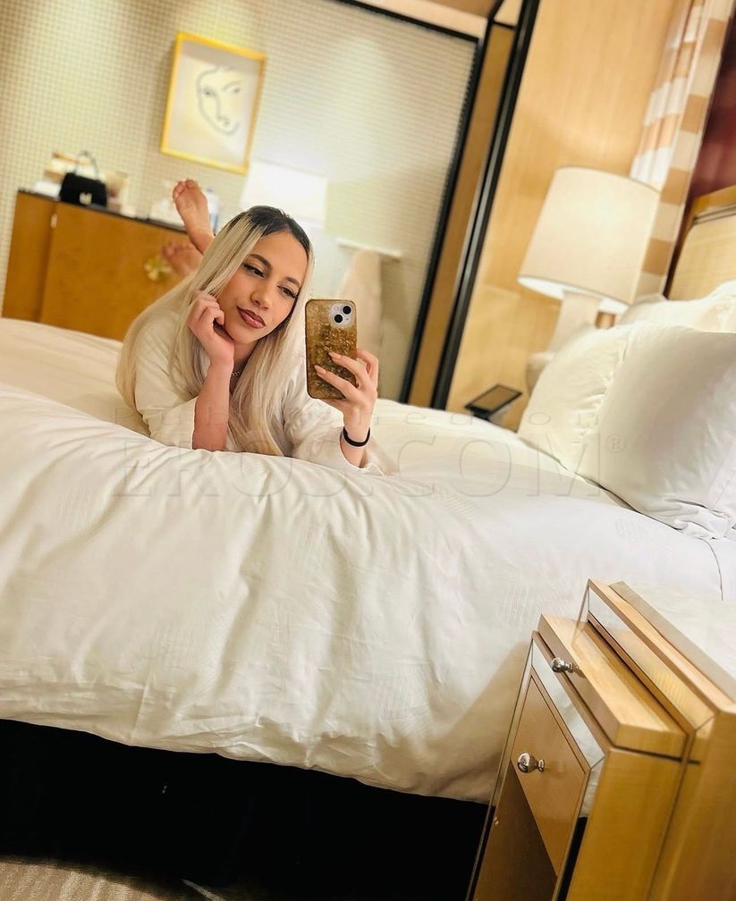 Ashley — photo 3