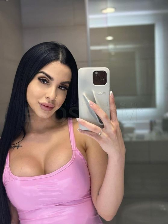 Cami