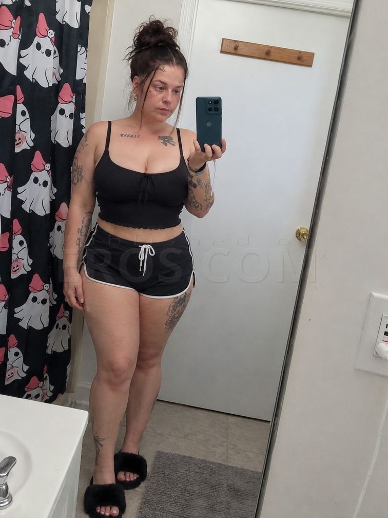 Lena — photo 1