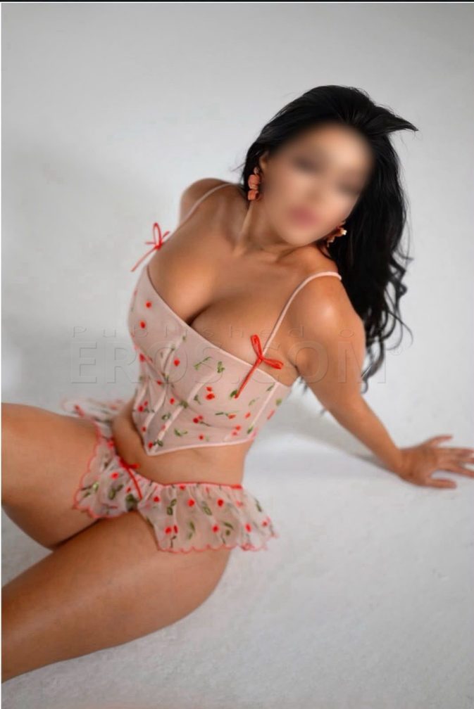 Layla — photo 1