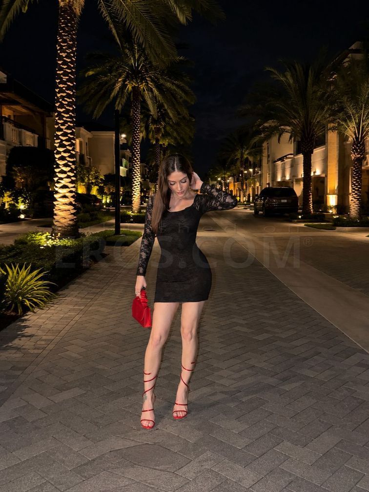 Megan — photo 3