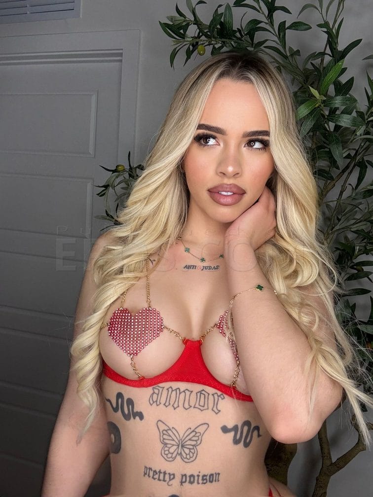 Lexi — photo 4