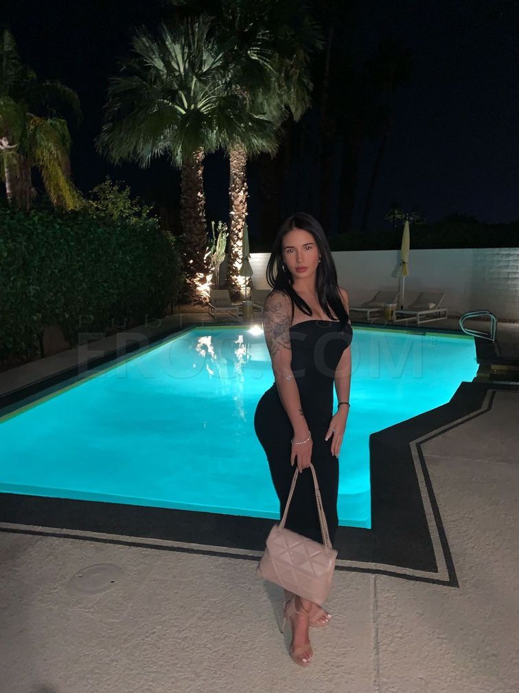 Adriana — photo 6