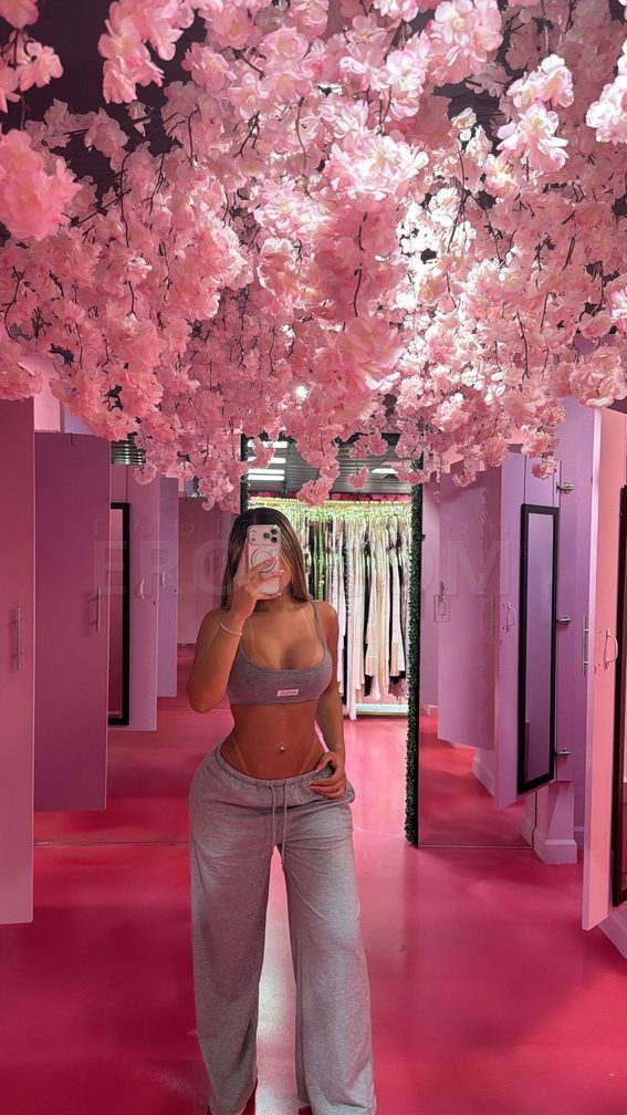 Mia — photo 2
