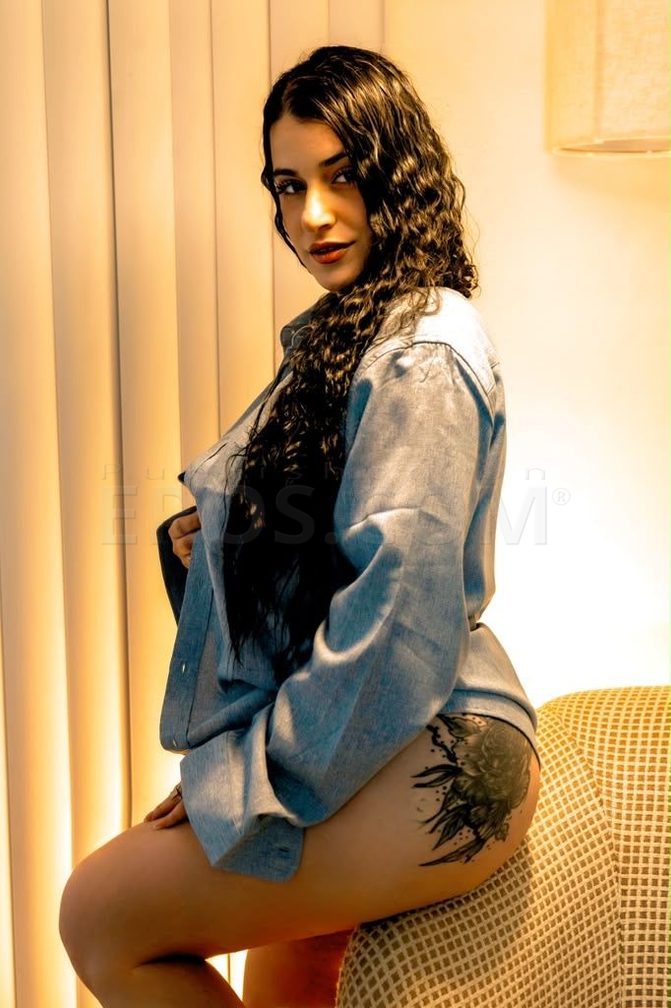 Mia — photo 2
