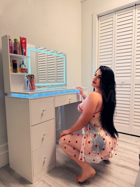 Mia