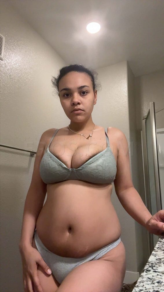 Isabella — photo 3