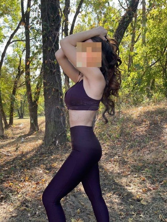 Alexis Queen