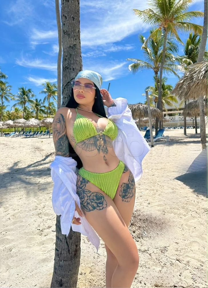 Khloe — photo 4