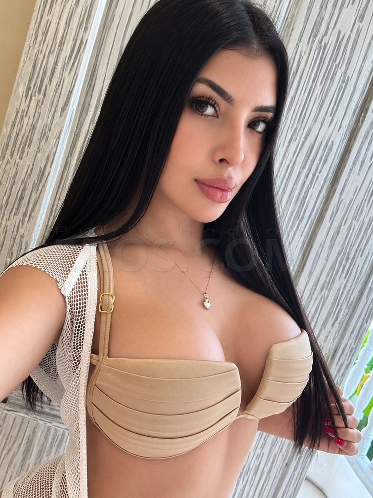 Vicky D — photo 3