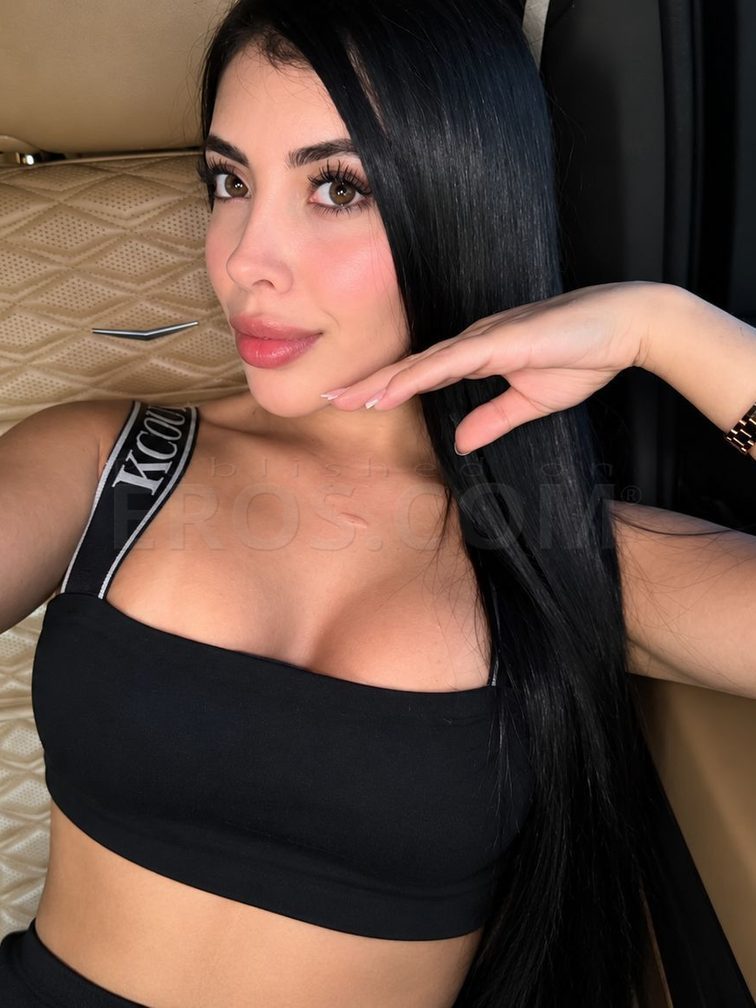 Vicky D — photo 4