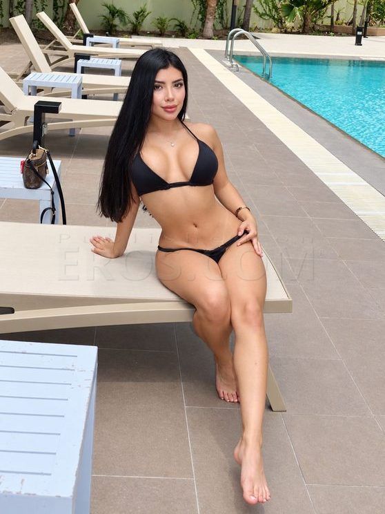 Vicky D
