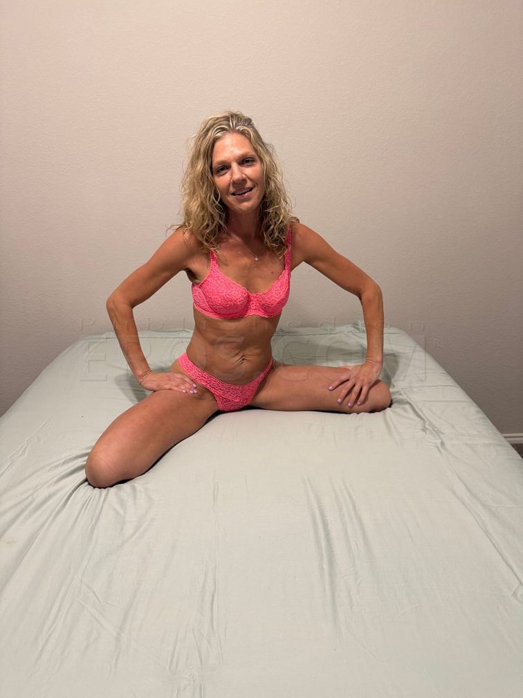 Kelly — photo 3