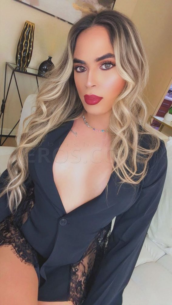 Mia — photo 7