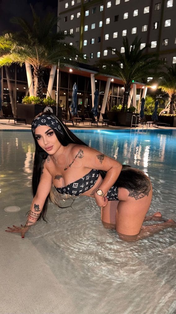Mia — photo 4