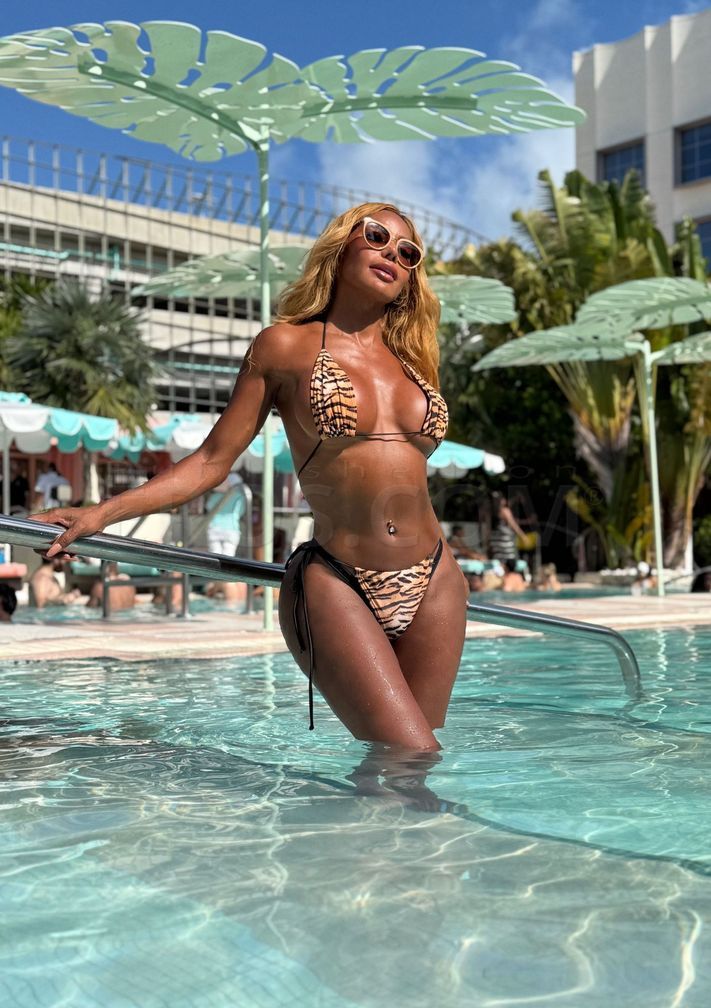 Miss MIAMI — photo 1