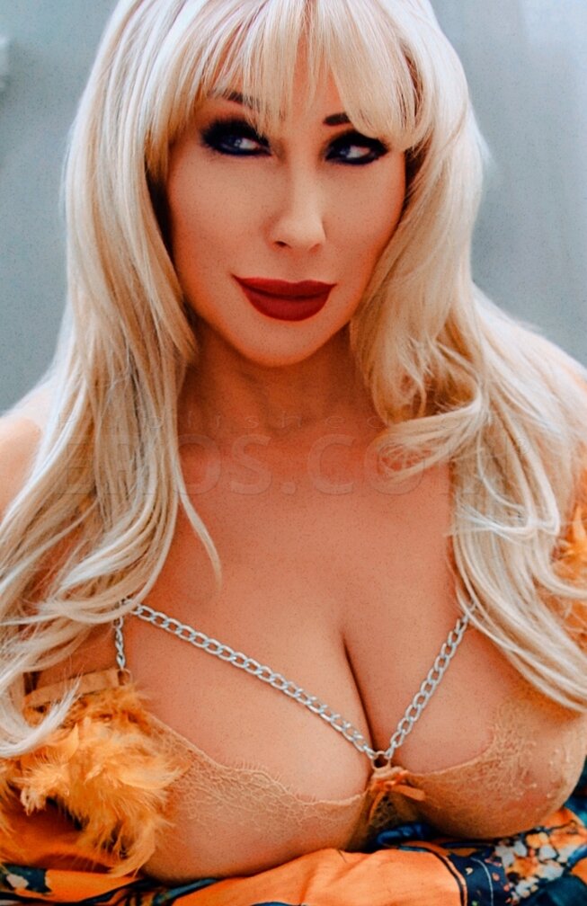 BlondeTabatha