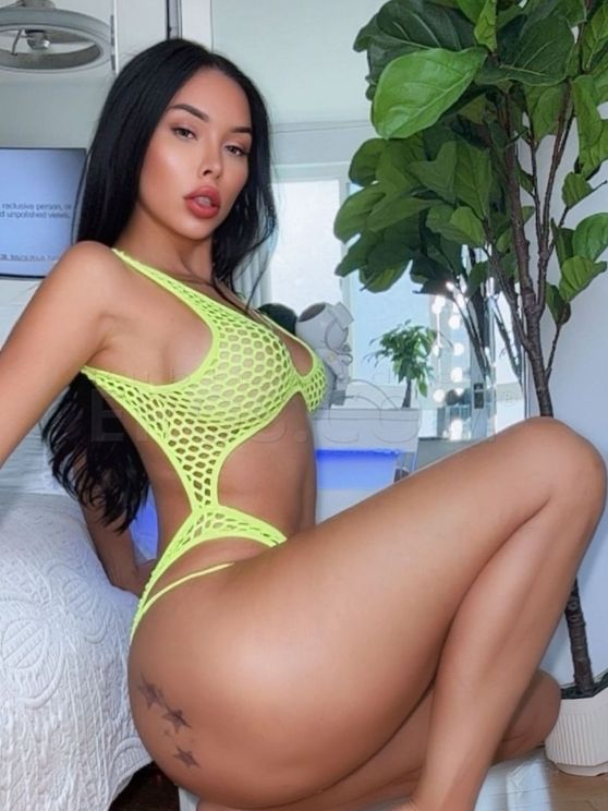 TS NELLY TAYLOR