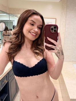 pornstar Khloe Kingsley