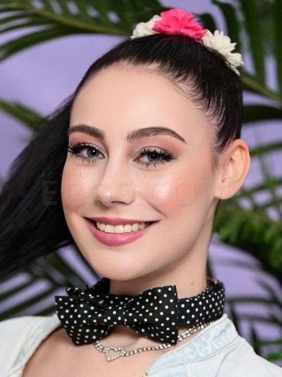 Pornstar Dolly paige