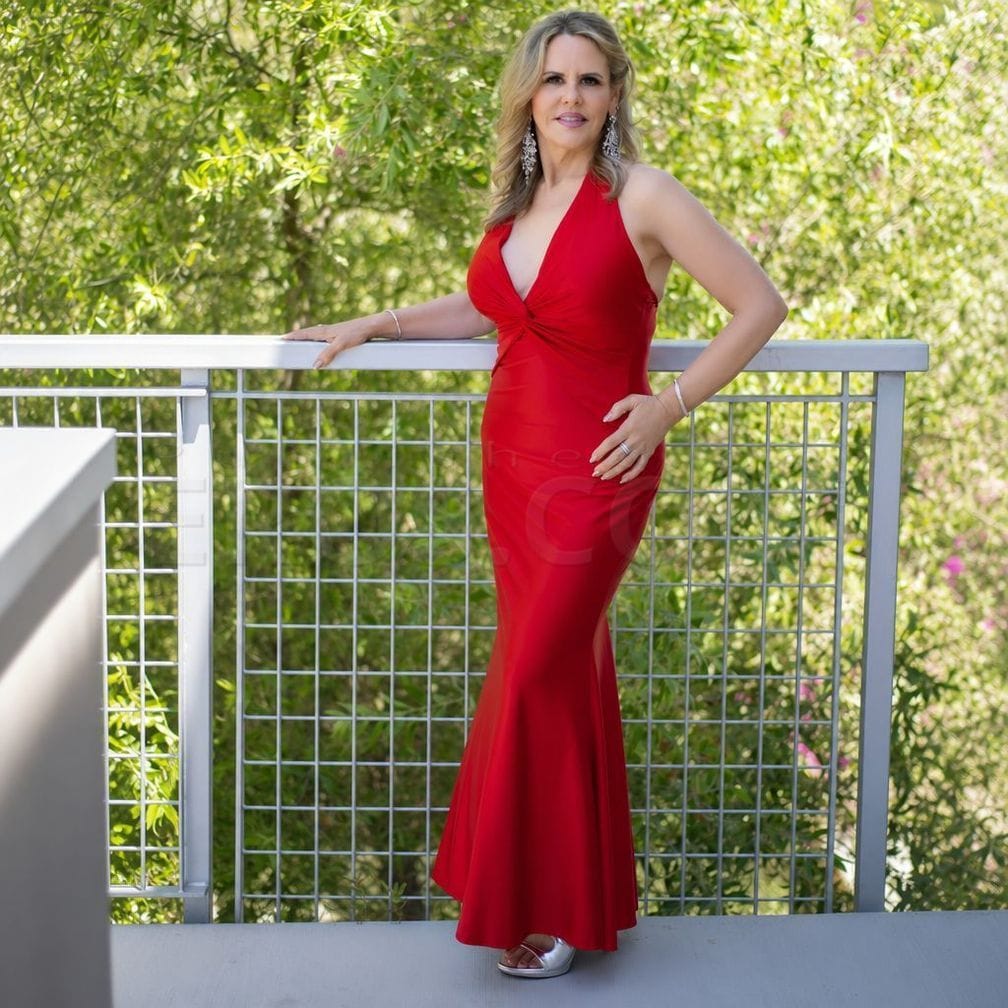 BustyGina36DD Irvine — photo 4