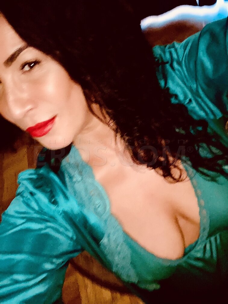 CMT Natalia Knight in Cincinnati