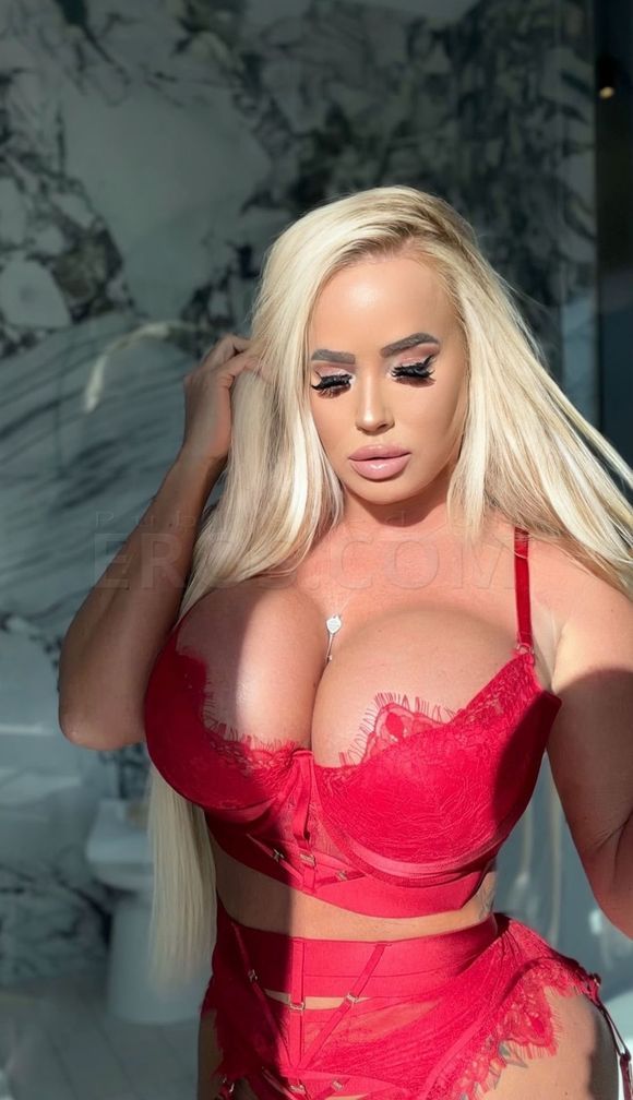 Ashley Anders — photo 1