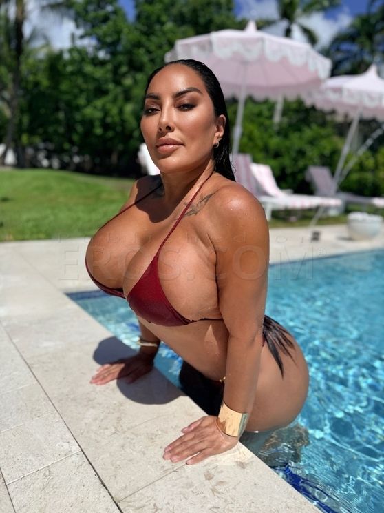 Kiara Mia