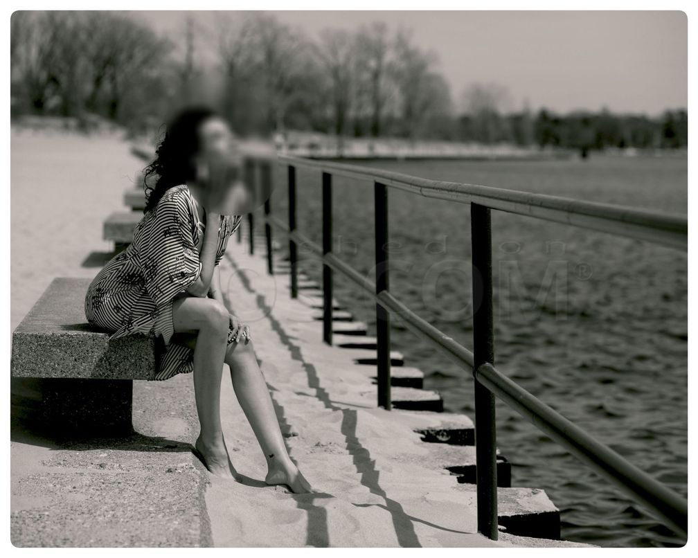 Vivian Saint — photo 1