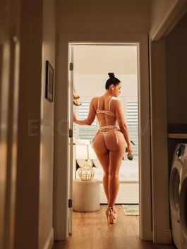 Porn Star Miss Raquel