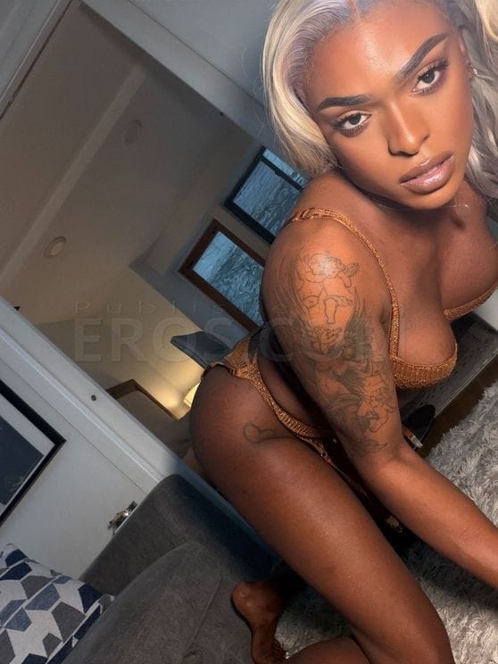 TS Naomi Whistledown