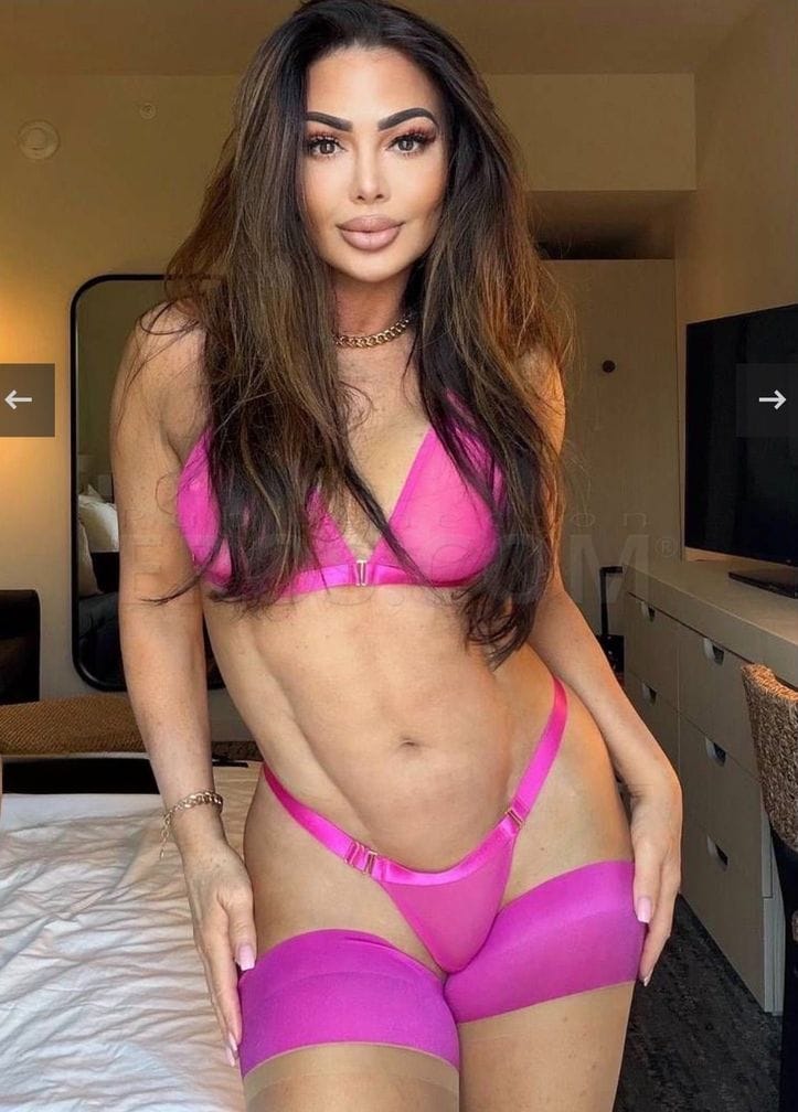Porn Star Legend Nina Dolci — photo 4