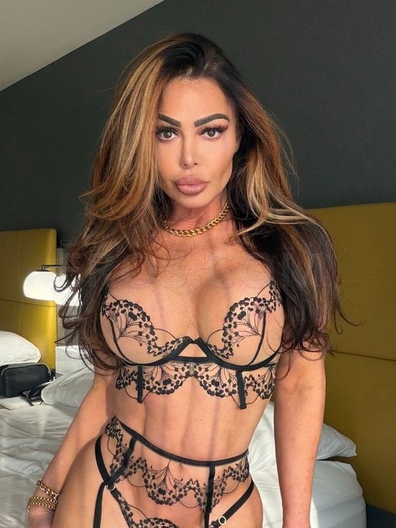Porn Star Legend Nina Dolci