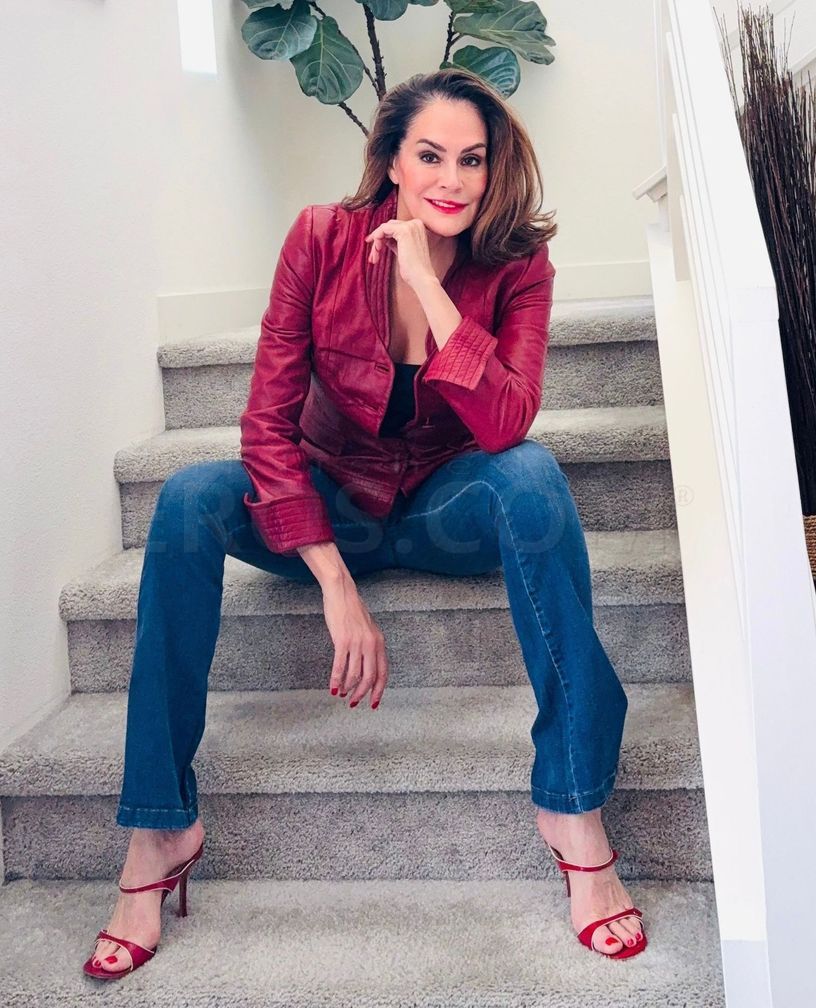 Beautiful Mature Gwen — photo 8