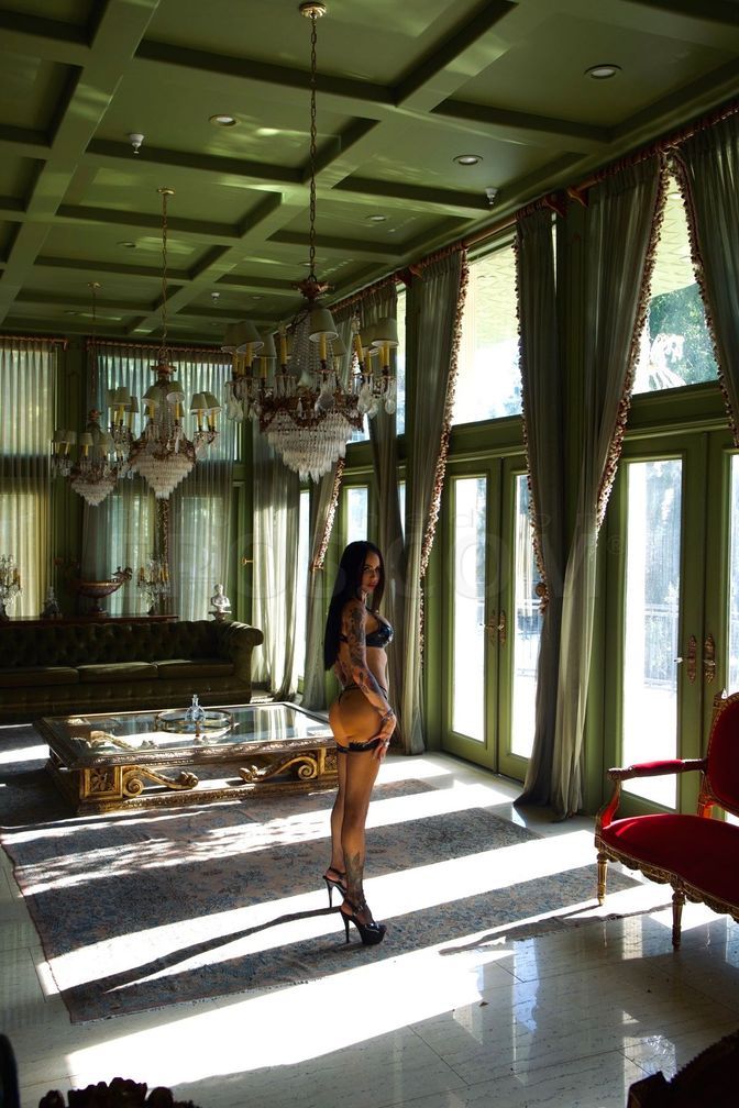 Natalie Nixxon — photo 6