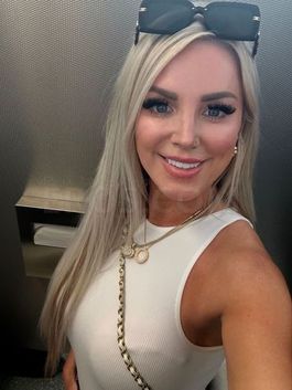 TOP RATED EXCLUSIVE COURTNEY