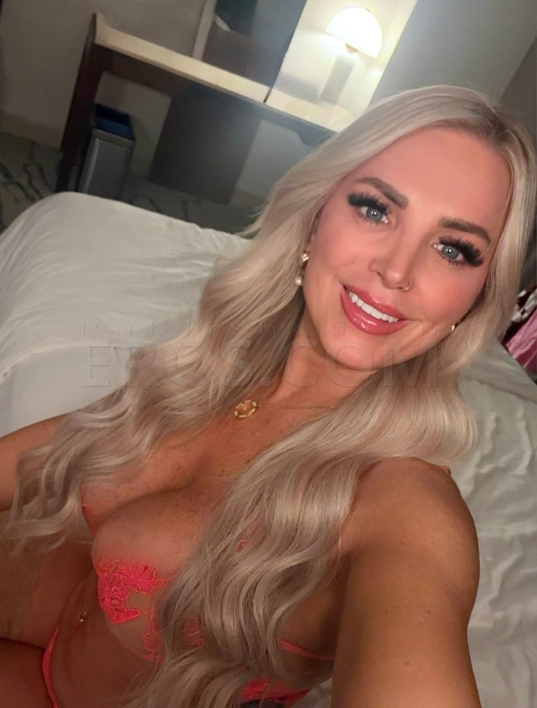 TOP RATED EXCLUSIVE COURTNEY — photo 8