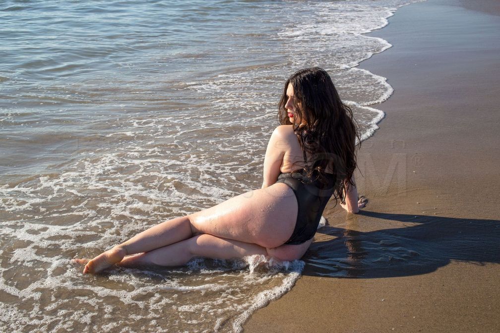 Miss Rose Bee Gold — photo 7