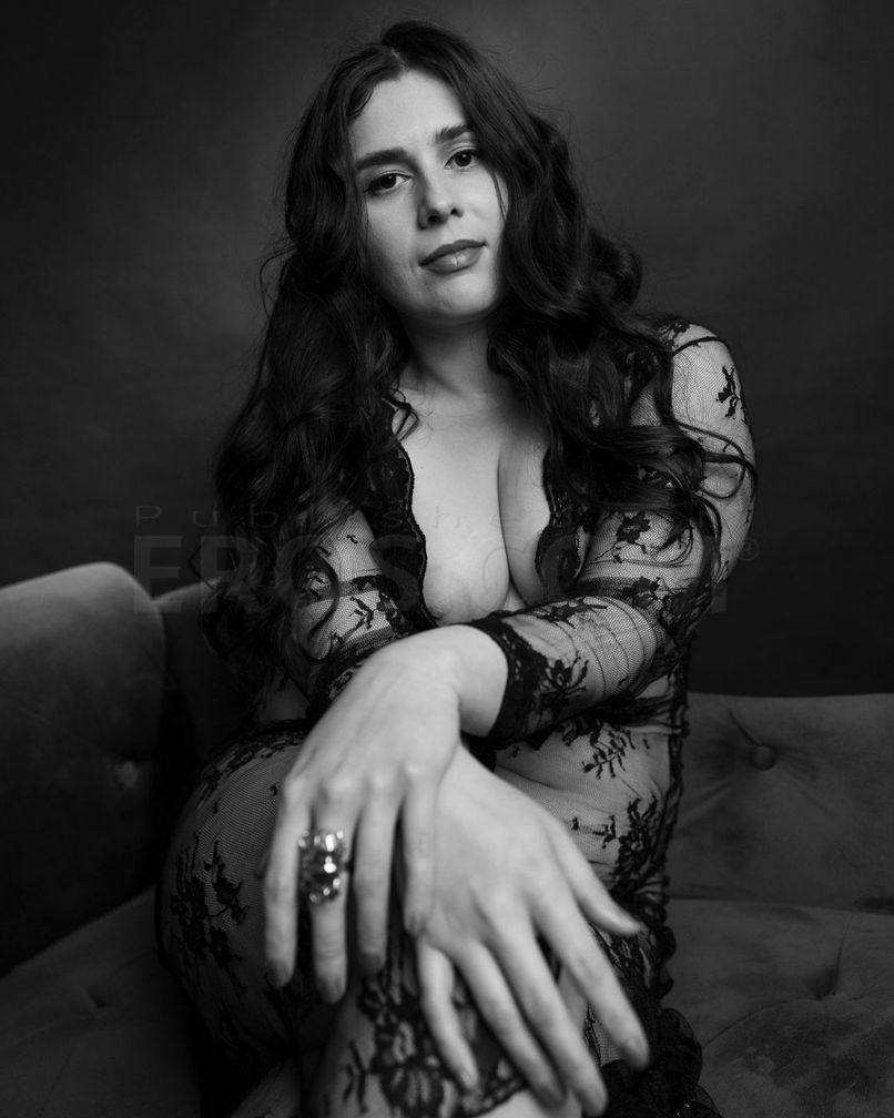 Miss Rose Bee Gold — photo 2