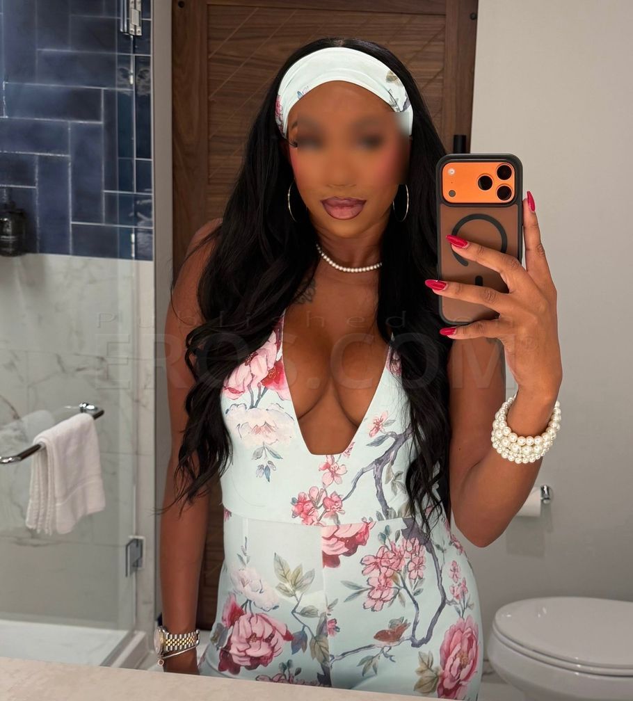 Danielle Foxe — photo 2