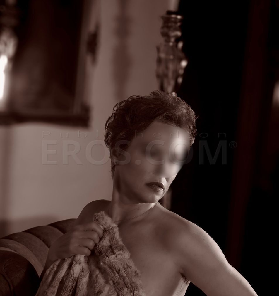 Natalie Williams — photo 8